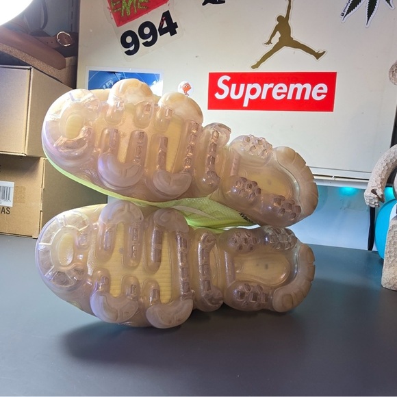 Nike Air Vapor Max SELuminous Green (Women’s) - Picture 5 of 8